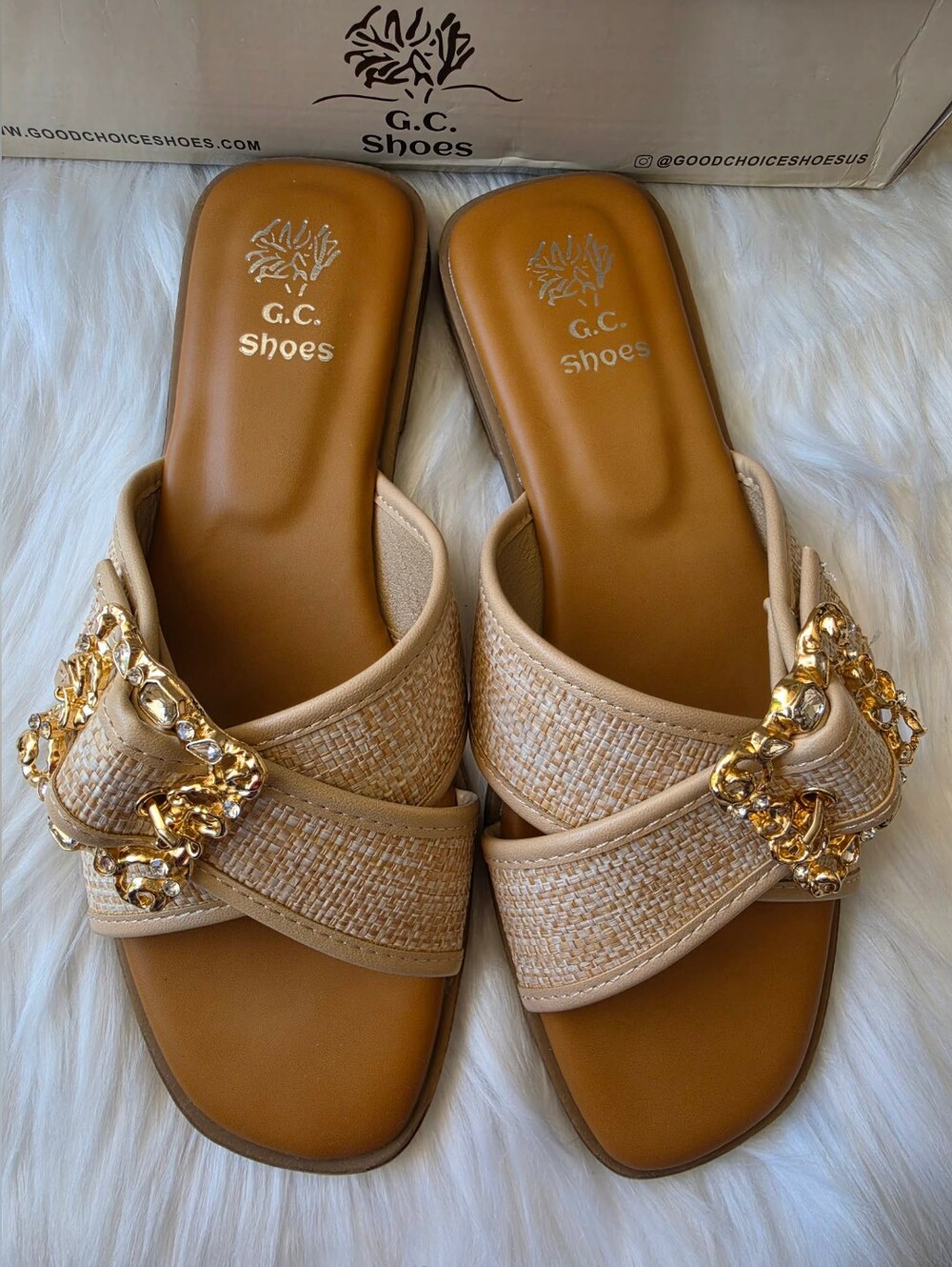 Gc Shoes Women's Ivy Embellished Buckle Slide Flat Sandals - Natural, 9.5